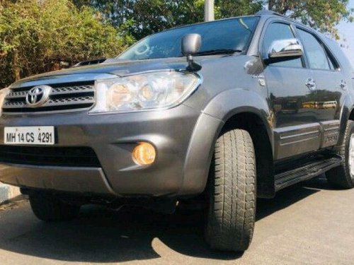 Toyota Fortuner 3.0 Diesel 2011 MT for sale in Pune