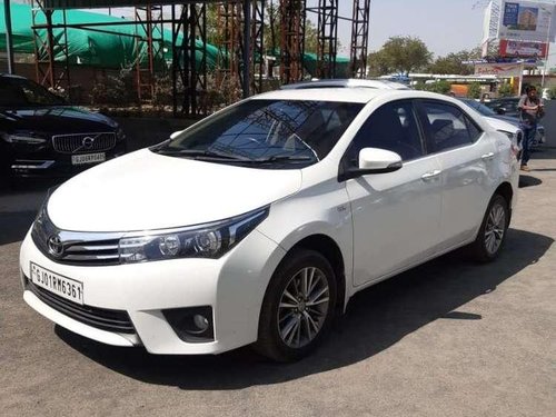 Toyota Corolla Altis 2015 MT for sale in Ahmedabad