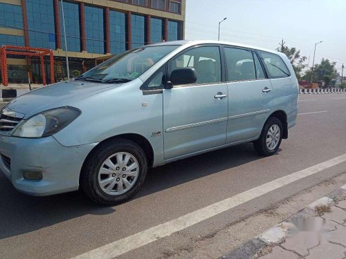 Used 2010 Toyota Innova MT for sale in Lucknow