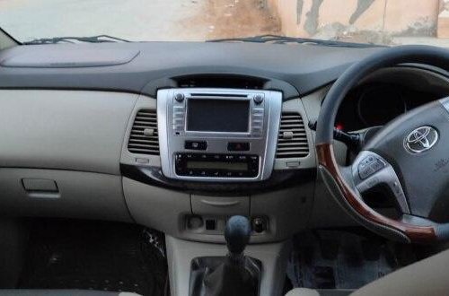 2014 Toyota Innova 2.5 ZX Diesel 7 Seater MT in Hyderabad