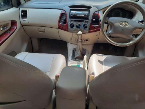 2006 Toyota Innova MT for sale in Kochi