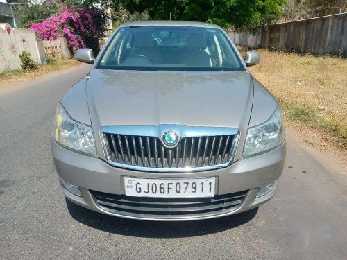 Skoda Laura Ambition 2.0 TDI CR Manual, 2013, Diesel MT in Vadodara