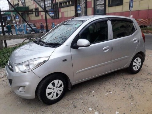 Hyundai i10 Sportz 2013 MT for sale in Kolkata