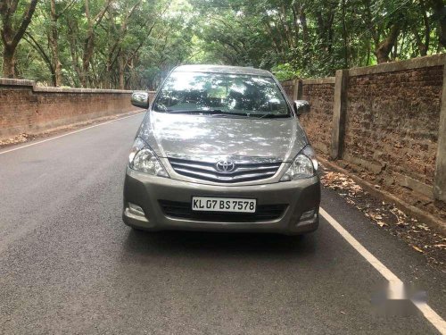 Toyota Innova 2011 MT for sale in Kochi