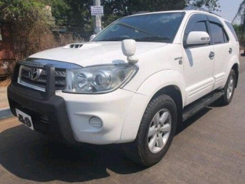 Toyota Fortuner 3.0 Diesel 2011 MT for sale in Pune