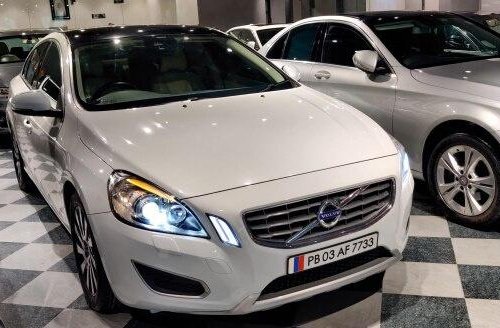 Used 2014 Volvo S60 D4 KINETIC AT for sale in New Delhi