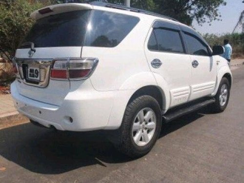 Toyota Fortuner 3.0 Diesel 2011 MT for sale in Pune