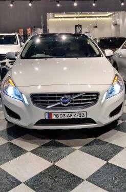 Used 2014 Volvo S60 D4 KINETIC AT for sale in New Delhi