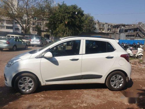 Used Hyundai Grand i10 Sportz 2013 MT for sale in Surat