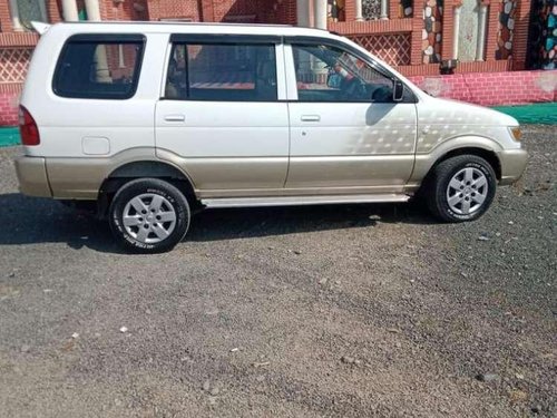 Used 2014 Chevrolet Tavera MT for sale in Surat