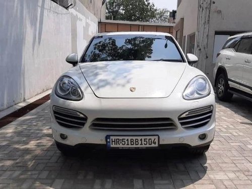 Used 2014 Porsche Cayenne AT for sale in New Delhi 