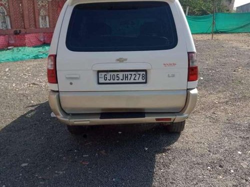 Used 2014 Chevrolet Tavera MT for sale in Surat