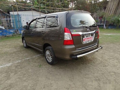 Toyota Innova 2.5 GX (Diesel) 7 Seater 2014 MT in Kolkata 