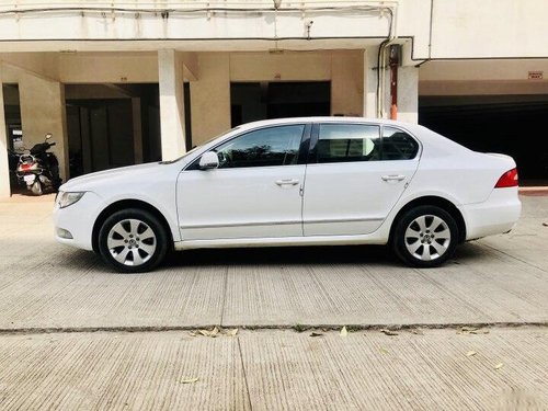 Used 2013 Skoda Superb AT for sale in Pune