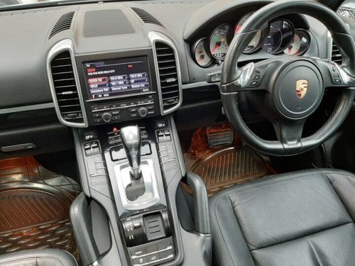Used Porsche Cayenne 2013 AT for sale in New Delhi 