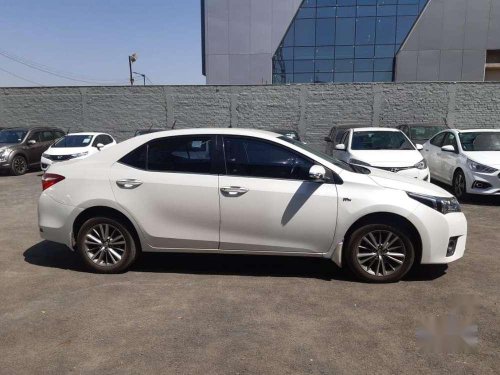 Used Toyota Corolla Altis 2015 MT for sale in Vadodara