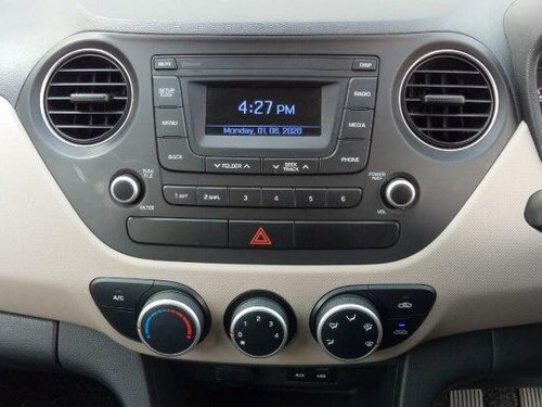 Hyundai i10 Magna 2018 MT for sale in Indore