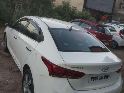 Hyundai Fluidic Verna 1.6 CRDi SX, 2018, Diesel MT in Pathankot