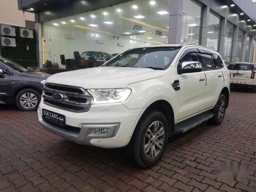 Ford Endeavour 3.2 Titanium Automatic 4x4, 2016, Diesel AT in Lucknow