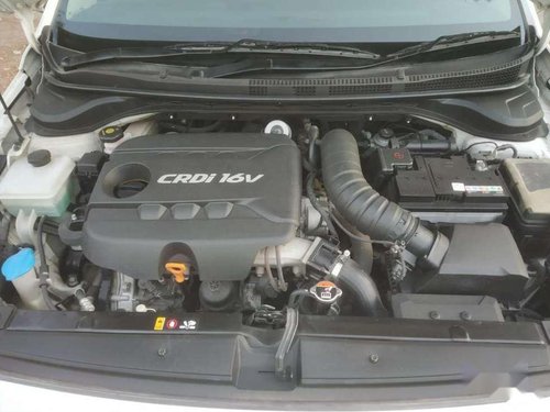 Hyundai Fluidic Verna 1.6 CRDi SX, 2018, Diesel MT in Pathankot