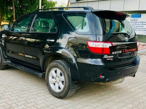 Toyota Fortuner 3.0 Diesel 2009 MT for sale in Pune