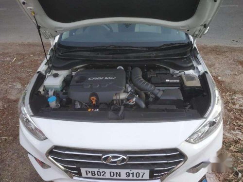 Hyundai Fluidic Verna 1.6 CRDi SX, 2018, Diesel MT in Pathankot