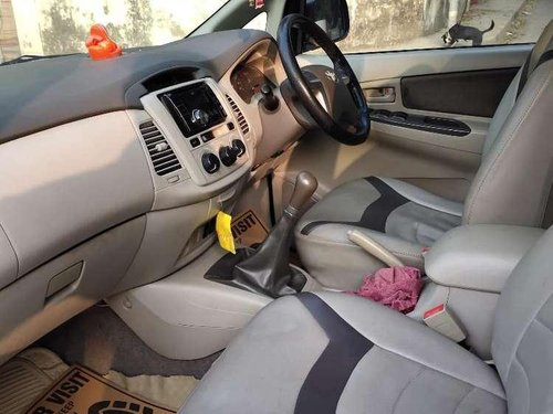 Toyota Innova 2.5 G 8 STR BS-IV, 2012, Diesel MT for sale in Mumbai