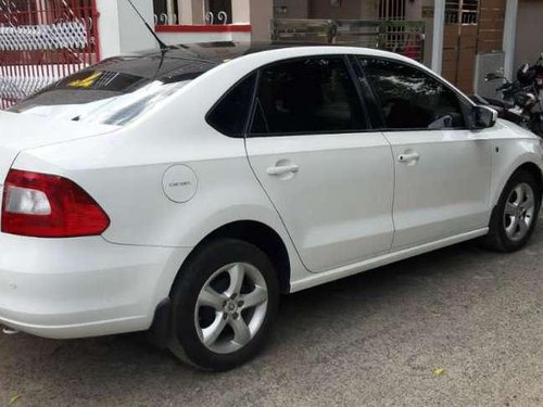 Skoda Rapid 1.5 TDI CR Ambition with Alloy Wheels, 2012, Diesel MT in Chennai