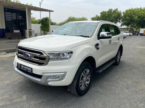 Used 2017 Ford Endeavour 3.2 Titanium 4X4 AT in Ahmedabad