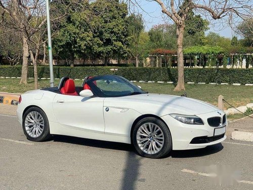 BMW Z4 Roadster sDrive35i, 2011, Petrol AT in Jalandhar