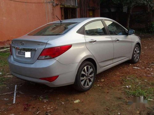 Hyundai Verna Fluidic 1.6 VTVT SX , 2015, MT for sale in Kolkata 