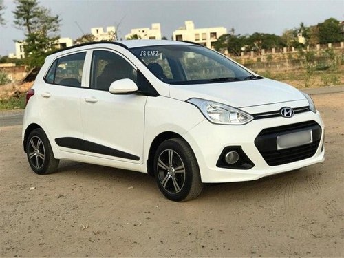 Used Hyundai Grand i10 Sportz 2015 MT for sale in Chennai