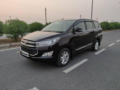 Secondhand Toyota Innova Crysta 2016 for sale 