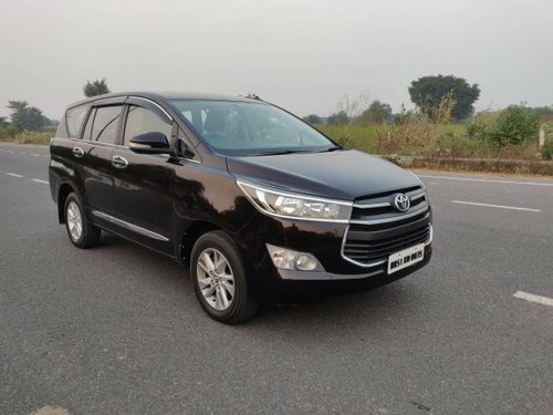 Secondhand Toyota Innova Crysta 2016 for sale 