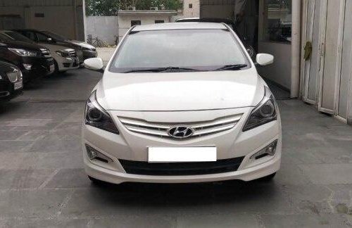 Hyundai Verna 2015 MT for sale in New Delhi