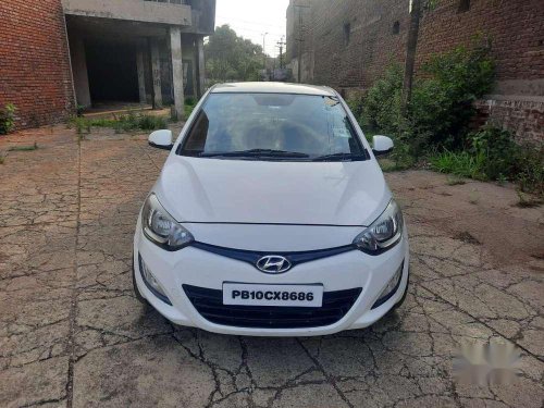 Hyundai i20 2012 MT for sale in Ludhiana 