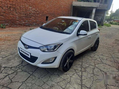 Hyundai i20 2012 MT for sale in Ludhiana 