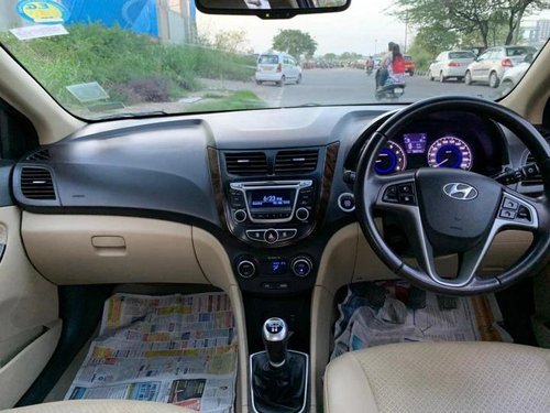 Hyundai Verna 1.6 VTVT S Option 2015 MT for sale in New Delhi