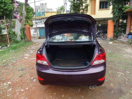 Hyundai Verna Fluidic 1.6 VTVT SX, 2013, MT in Kolkata 