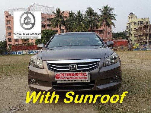 Used Honda Accord 2011 MT for sale in Kolkata 