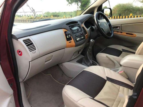 Used 2011 Toyota Innova MT for sale in Chandrapur 