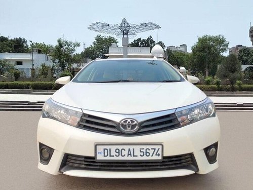 Toyota Corolla Altis 1.8 J 2016 MT for sale in New Delhi