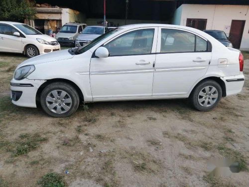 Hyundai Verna CRDI VGT SX 1.5, 2010, MT for sale in Etawah 