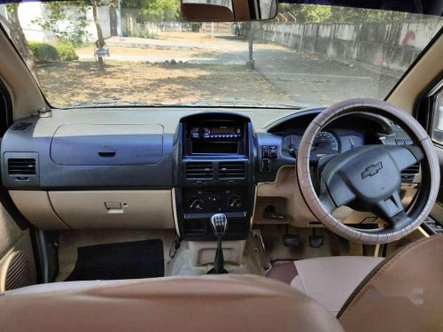 Chevrolet Tavera Neo 3 LT- 8 STR BS-IV, 2016, MT for sale in Chennai 