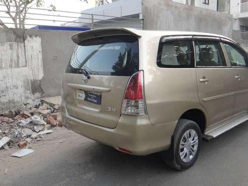 Toyota Innova 2.5 G4 8 STR, 2011, Diesel MT for sale in Mathura 