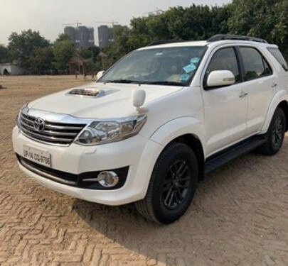 Used 2015 Toyota Fortuner MT for sale in New Delhi