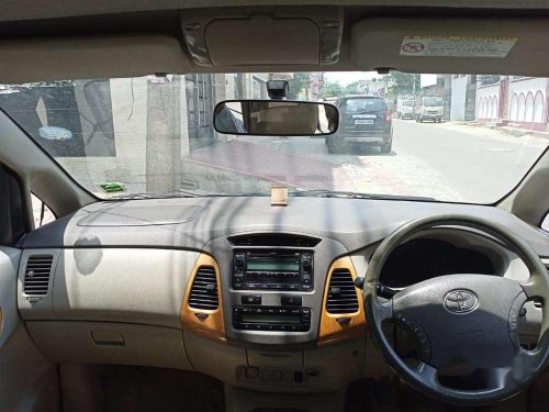 Toyota Innova 2.0 VX 7 STR BS-IV, 2010, Diesel MT in Lucknow 