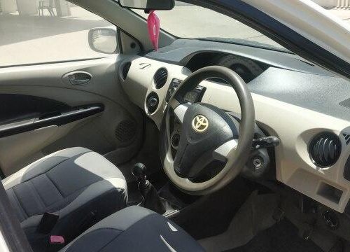 Used Toyota Platinum Etios 2013 MT for sale in Nashik 