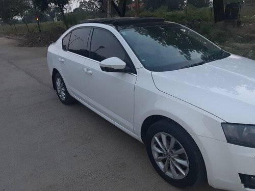 Used Skoda Octavia 2014 AT for sale in Indore 