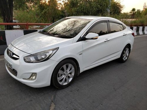 Used 2013 Hyundai Verna MT for sale in New Delhi 